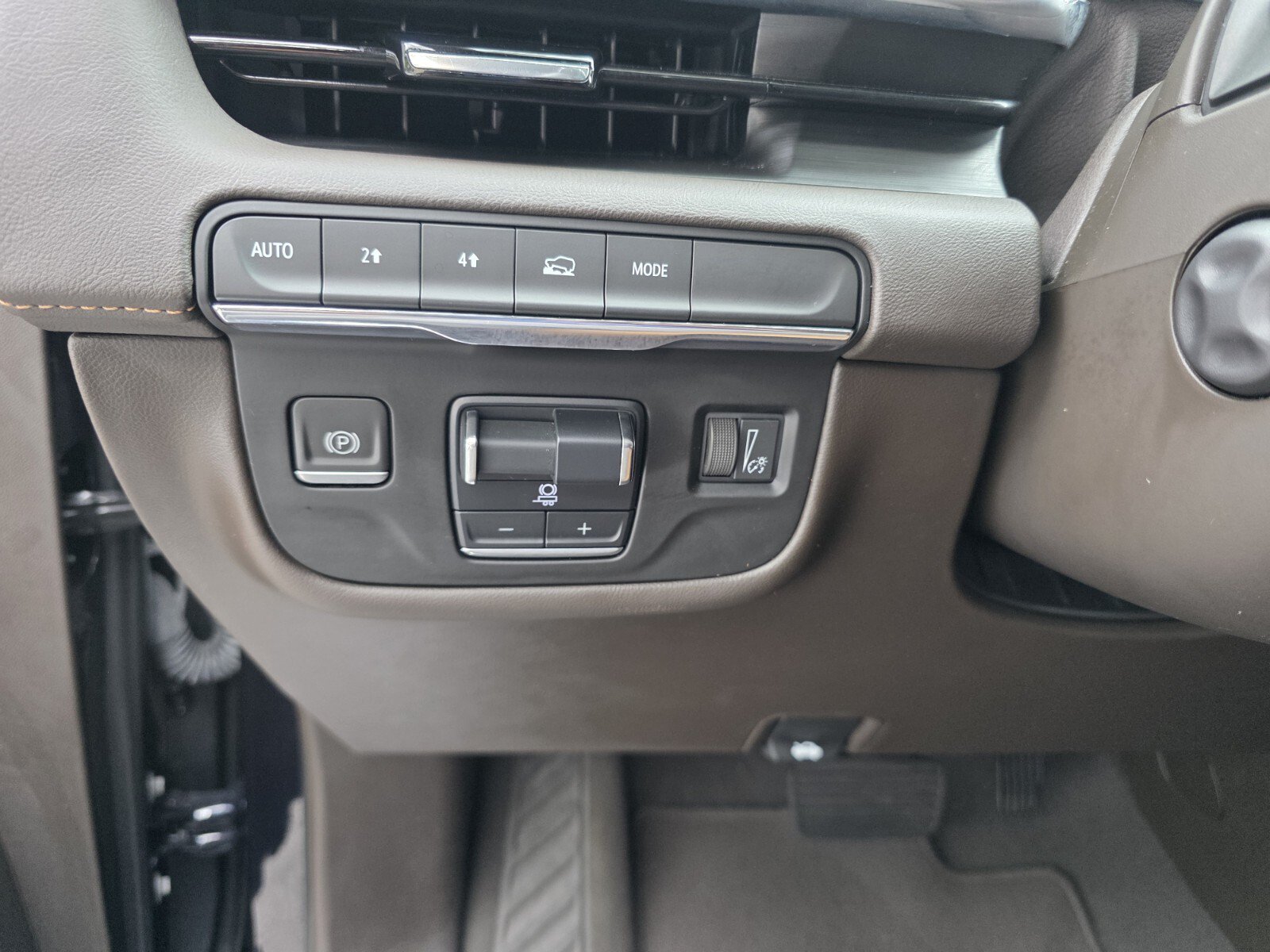 Used 2023 Cadillac Escalade Sport AWD/4WD image 28