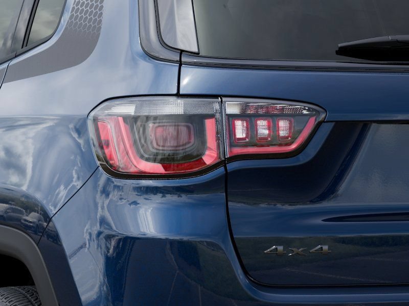New 2026 Jeep Compass Latitude AWD/4WD image 9