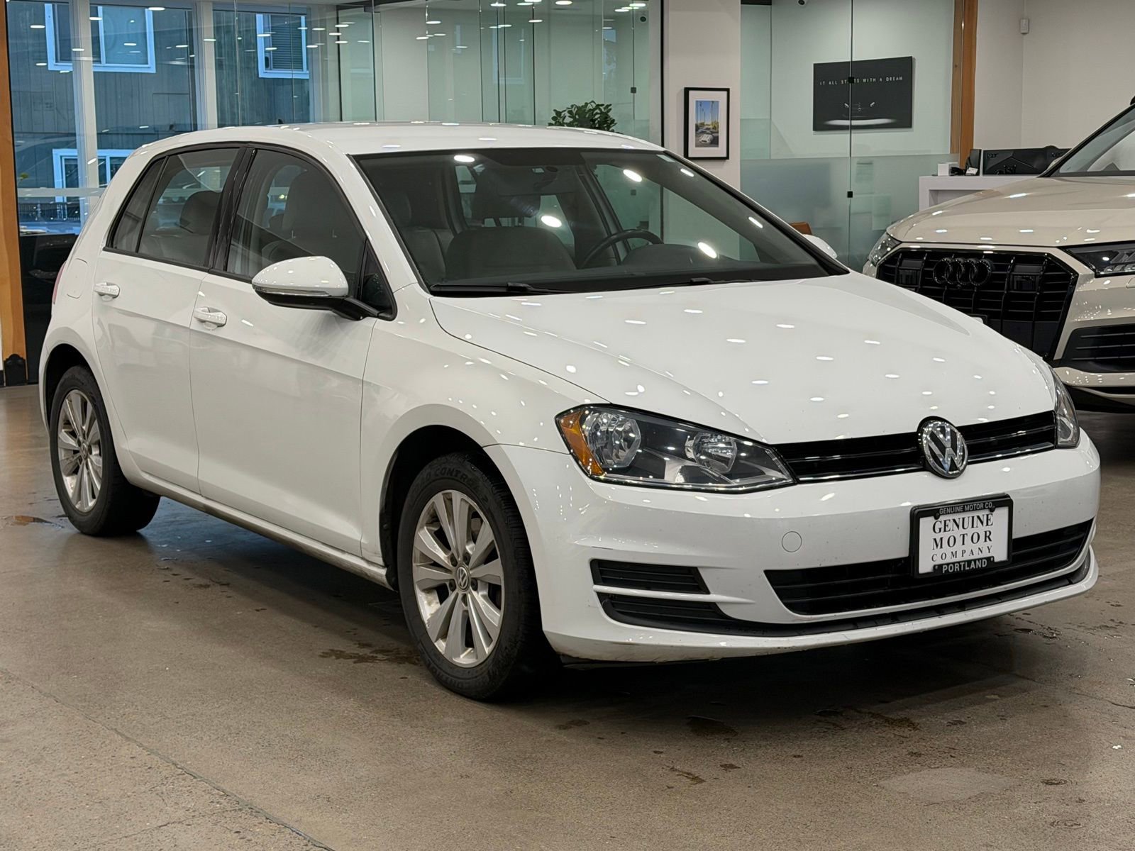 Used 2015 Volkswagen Golf TDI S image 3