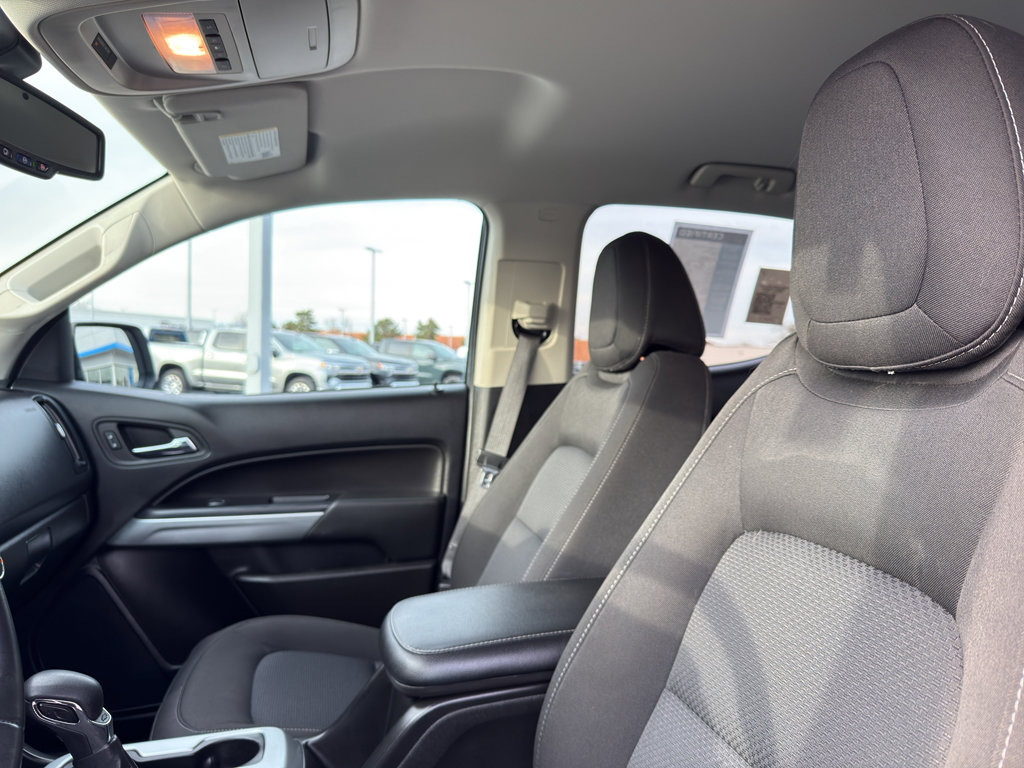 Used 2022 Chevrolet Colorado LT w/ LT Convenience Package image 27