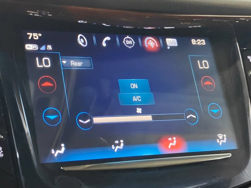 Used 2019 Cadillac Escalade Luxury AWD/4WD image 45