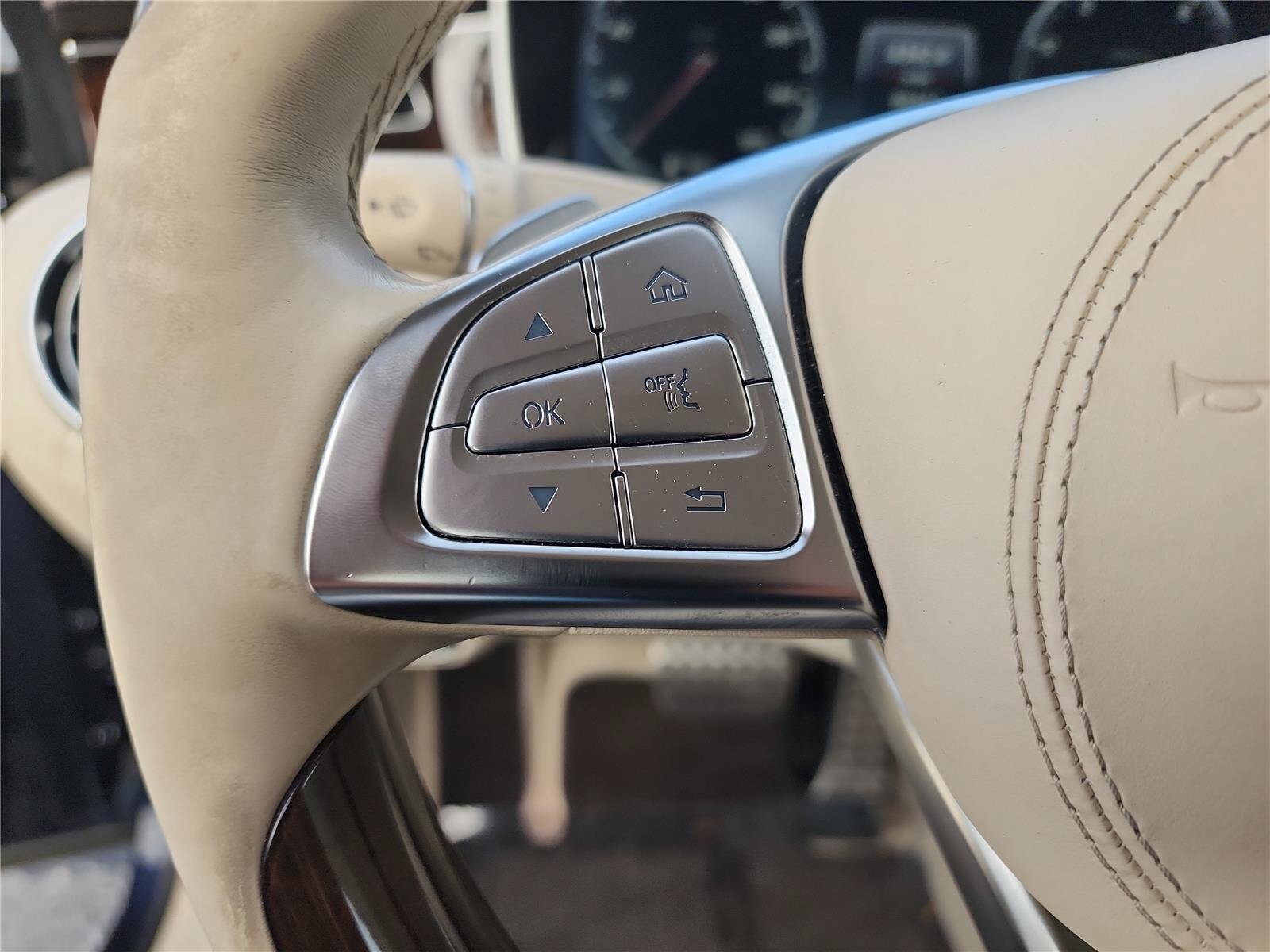 Used 2016 Mercedes-Benz S 550 4MATIC Coupe image 26