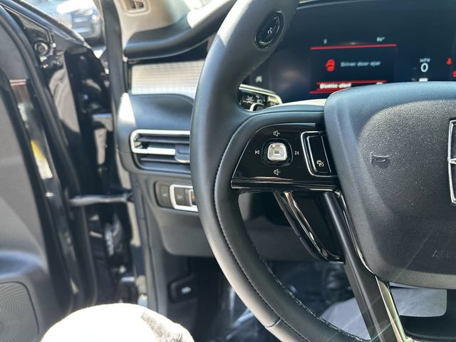 Certified 2024 Lincoln Corsair AWD w/ Equipment Group 101A image 28