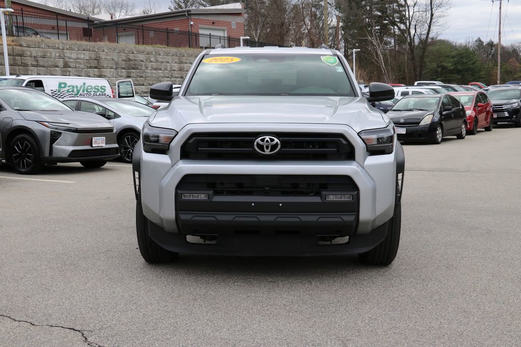 Used 2025 Toyota 4Runner SR5 AWD/4WD image 2