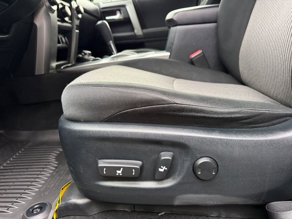 Used 2024 Toyota 4Runner SR5 AWD/4WD image 18