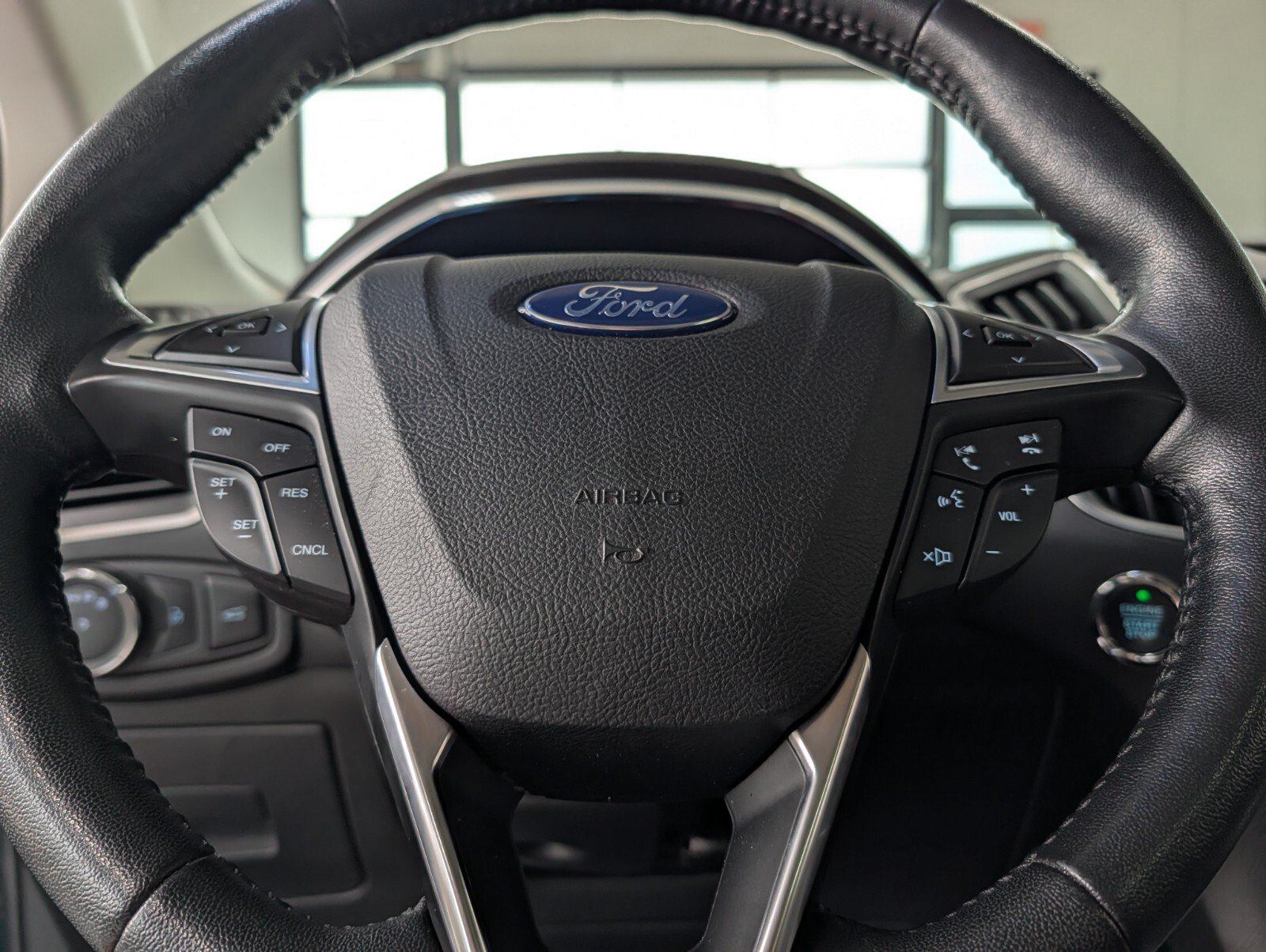Used 2016 Ford Edge Titanium w/ Equipment Group 301A AWD/4WD image 19