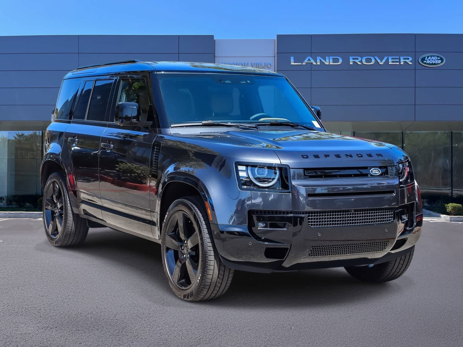 New 2026 Land Rover Defender 110 X-Dynamic SE AWD/4WD image 3
