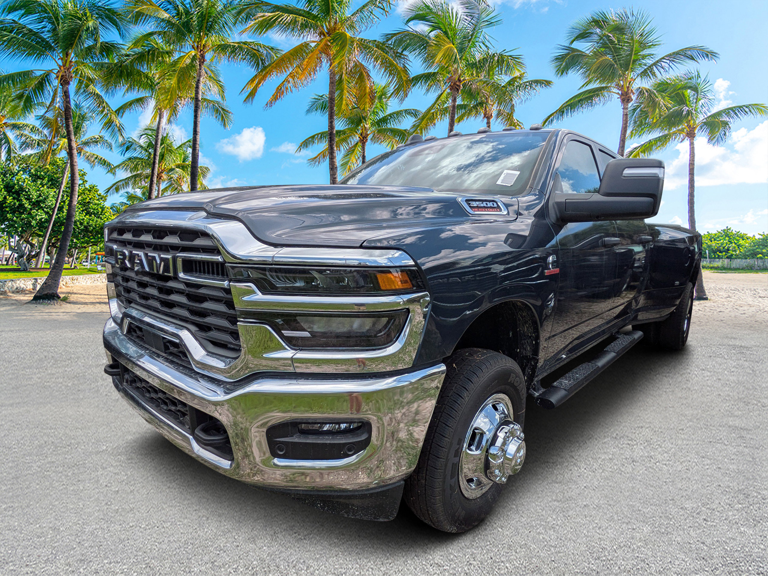 New 2026 RAM 3500 Tradesman AWD/4WD image 5