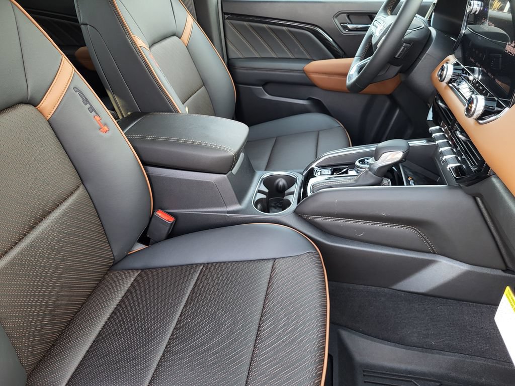New 2026 GMC Canyon AT4 w/ Technology Plus Package AWD/4WD image 8