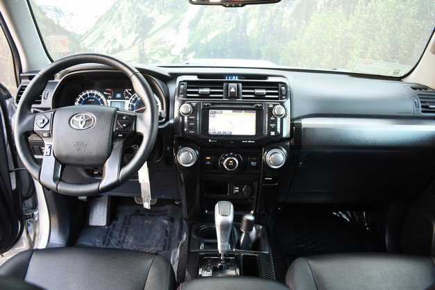 Certified 2019 Toyota 4Runner TRD Off-Road Premium AWD/4WD image 18