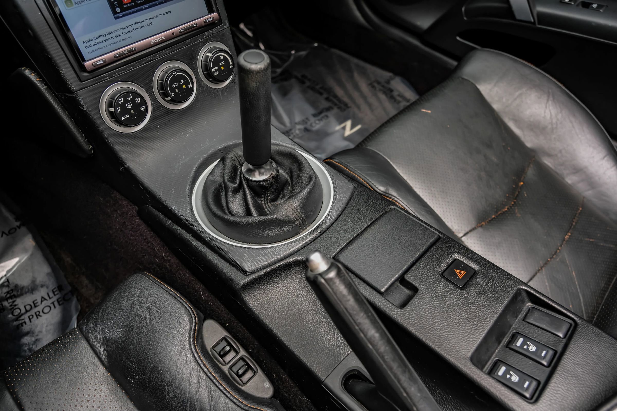 Used 2005 Nissan 350Z Touring RWD image 22