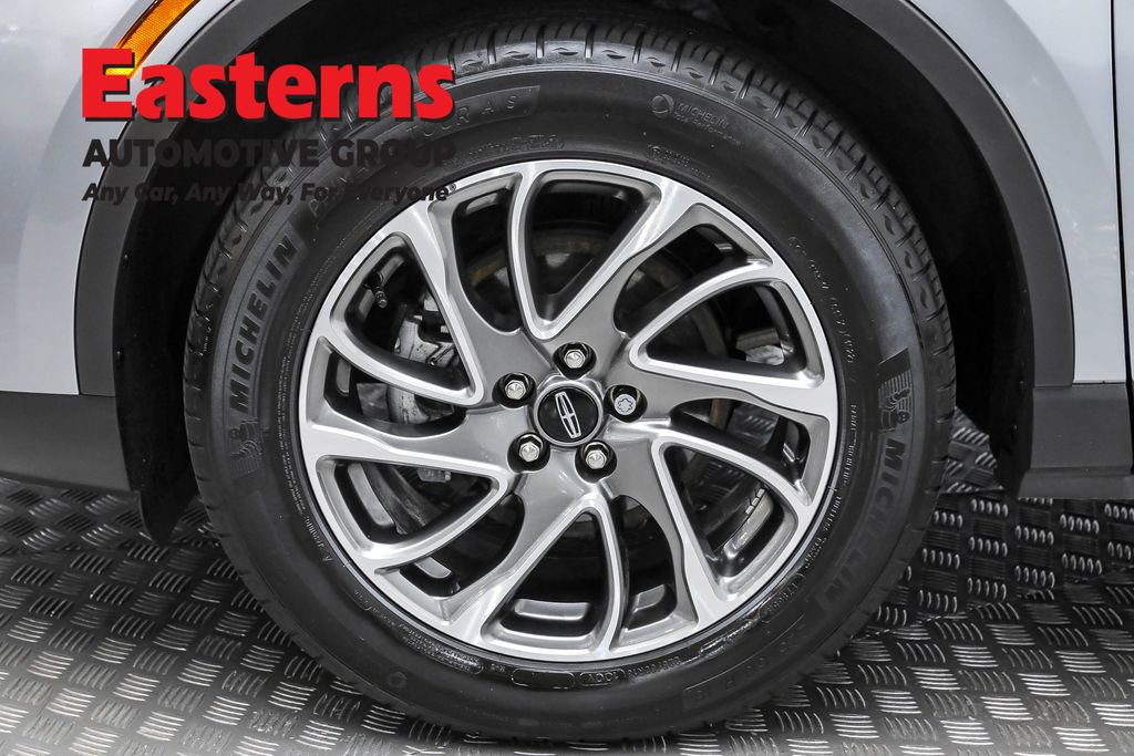 Used 2022 Lincoln Corsair AWD w/ Equipment Group 101A image 34