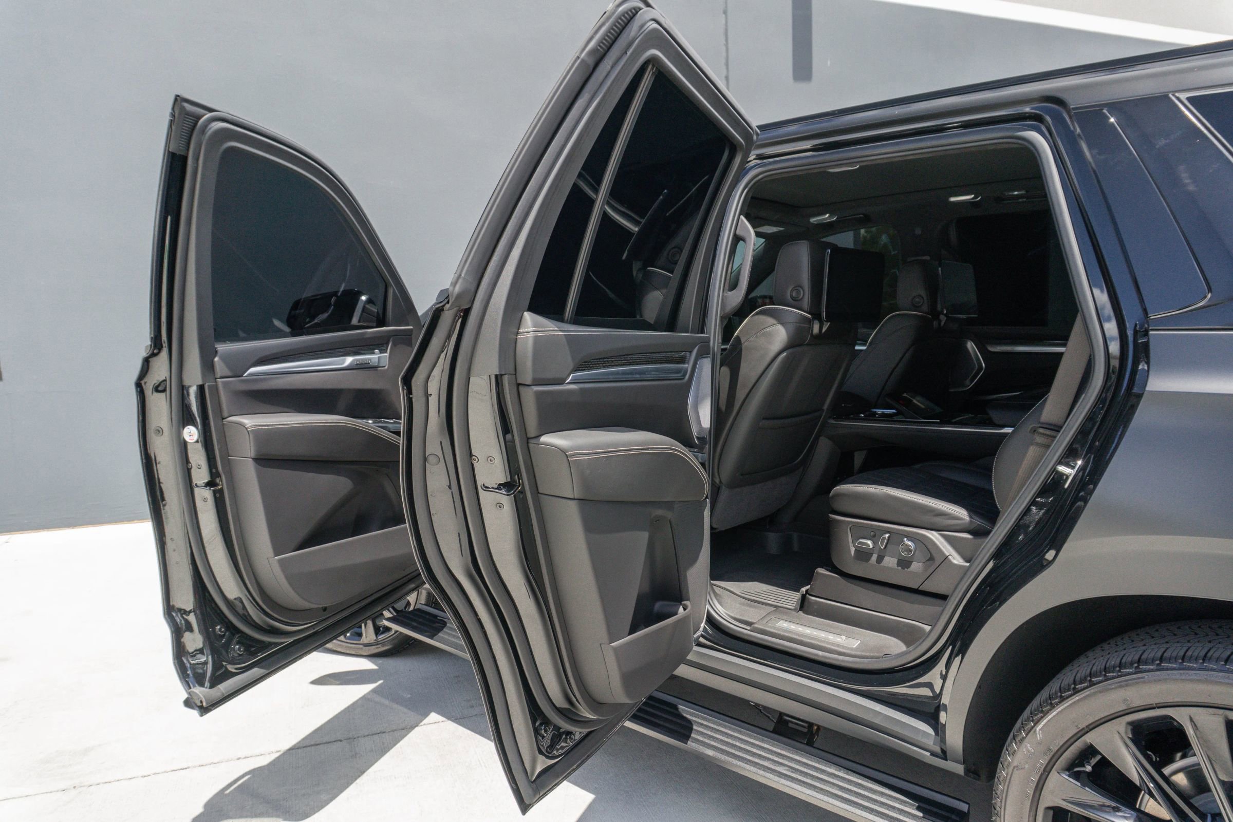 Used 2026 Cadillac Escalade V AWD/4WD image 70