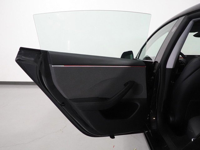 Used 2025 Tesla Model 3 Long Range RWD image 60