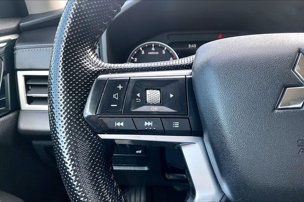 Used 2022 Mitsubishi Outlander SEL AWD/4WD image 11