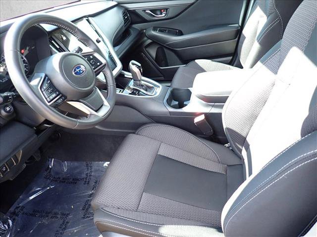 Certified 2025 Subaru Outback Premium AWD/4WD image 12