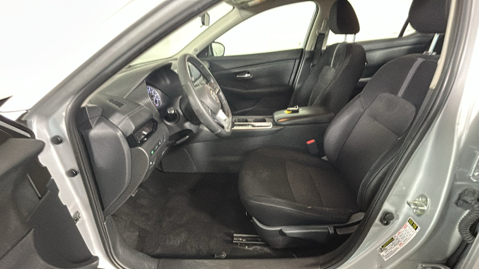Used 2023 Nissan Sentra SV w/ All-Weather Package FWD image 13