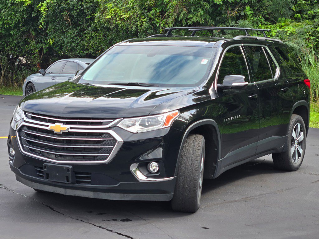 Certified 2019 Chevrolet Traverse LT w/ LT Premium Package FWD image 4