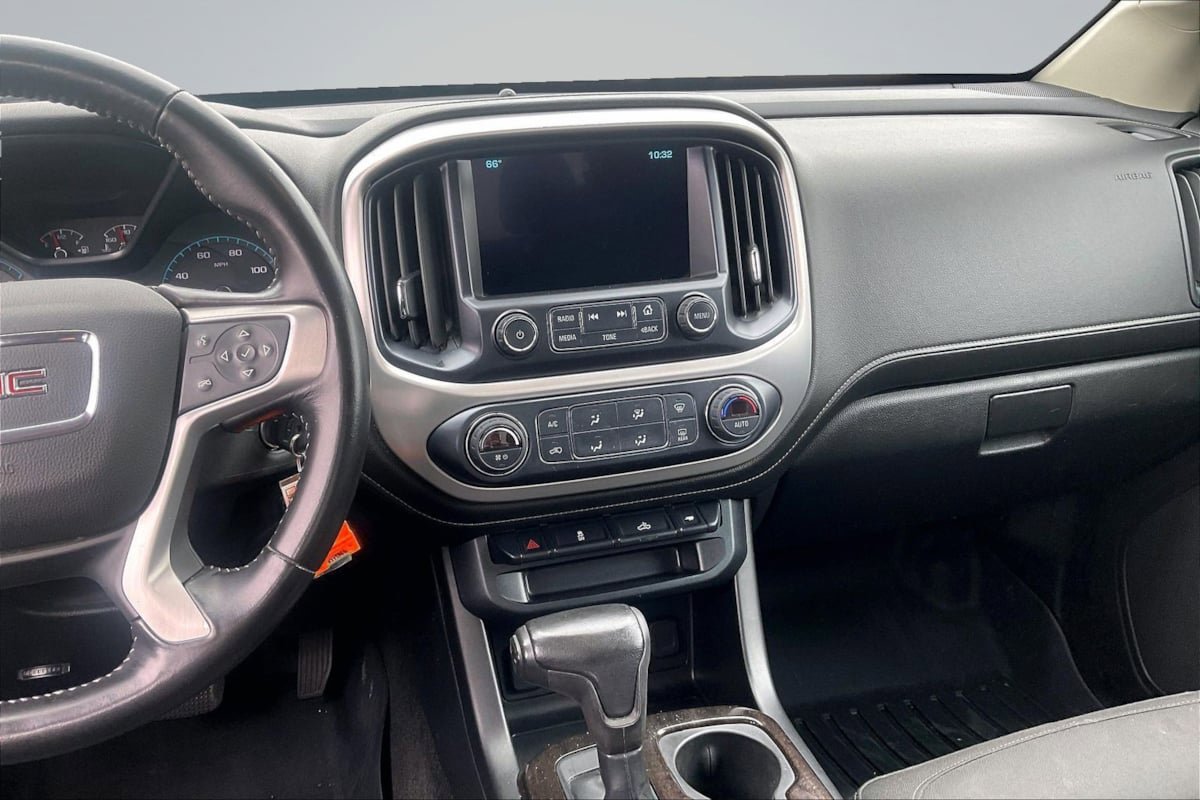 Used 2018 GMC Canyon SLE w/ SLE Convenience Package RWD image 6