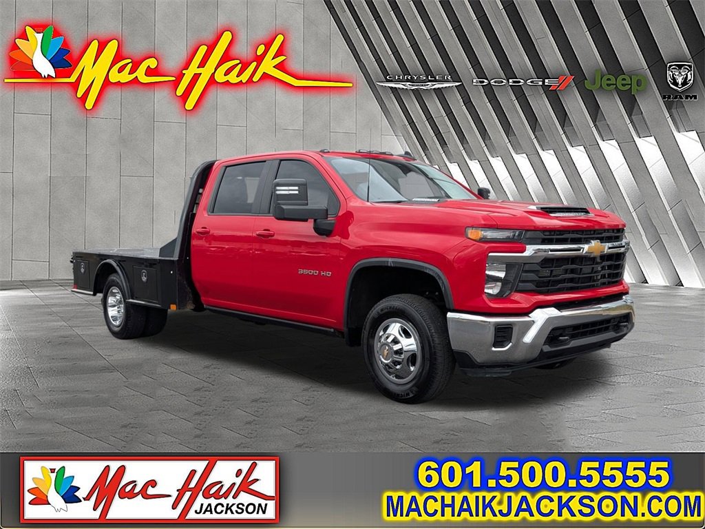 Used 2024 Chevrolet Silverado 3500 LT image 1