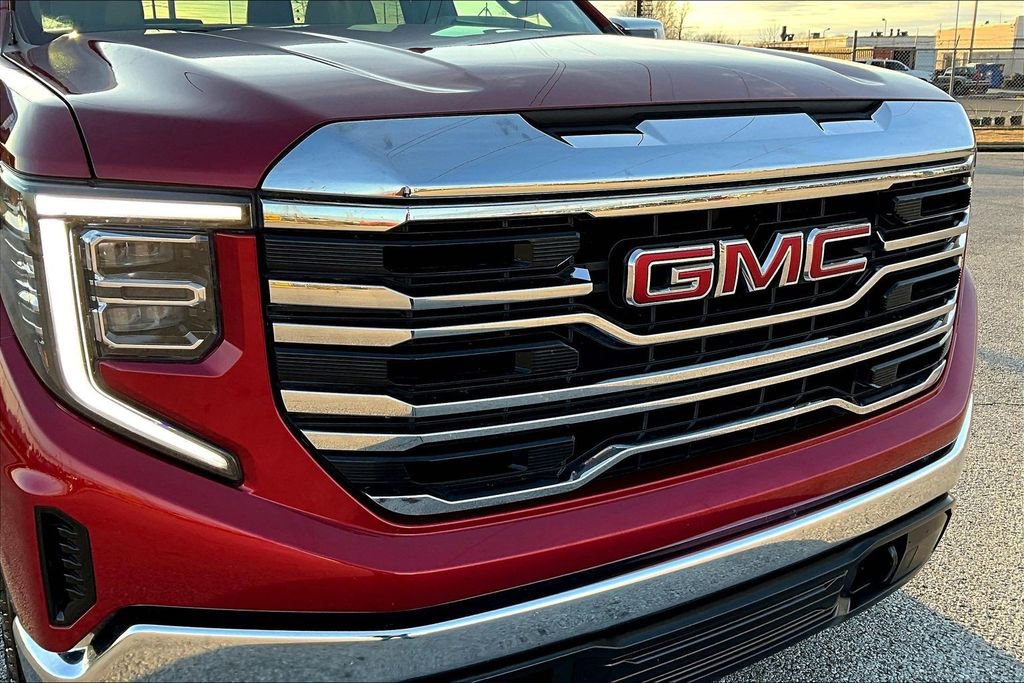 Used 2024 GMC Sierra 1500 SLT w/ SLT Premium Package image 38