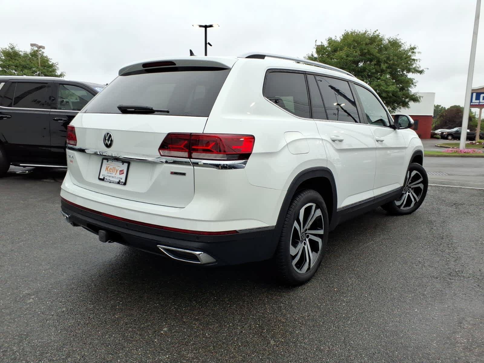 Used 2022 Volkswagen Atlas SEL AWD/4WD image 5