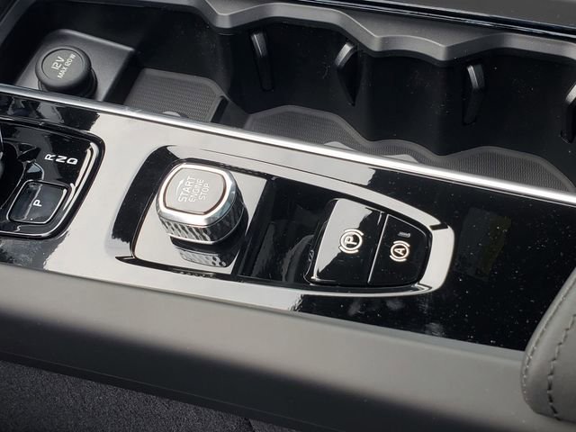 New 2026 Volvo XC60 B5 Ultra w/ Protection Package Premier image 25