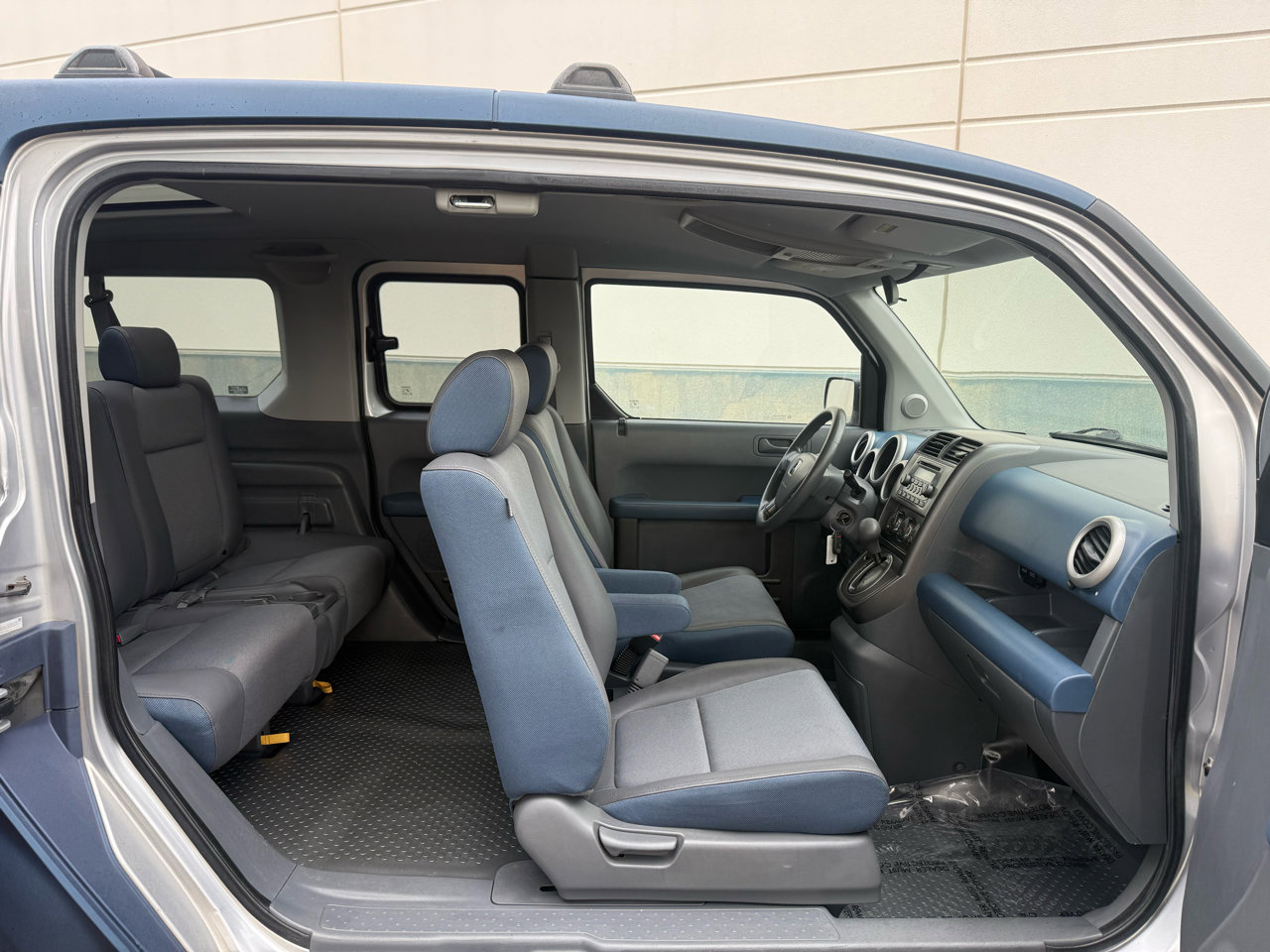 Used 2005 Honda Element EX image 24