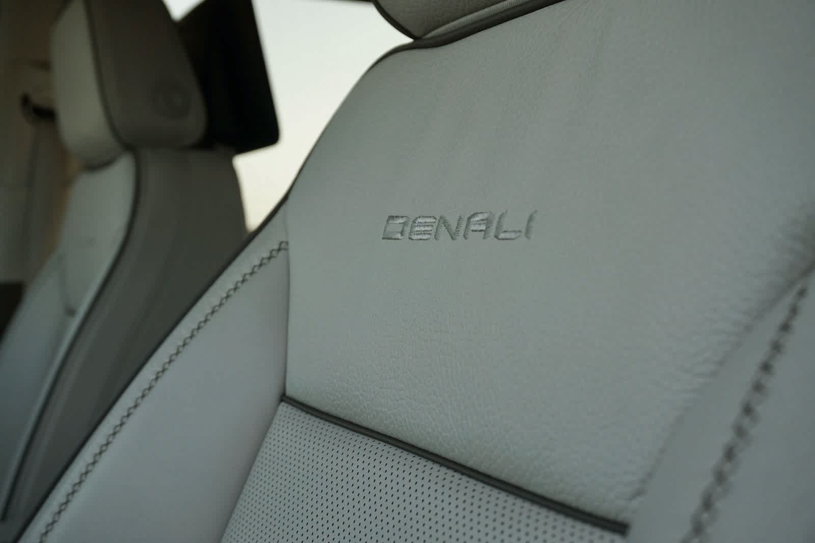 Used 2024 GMC Yukon Denali w/ LPO, Floor Liner Package AWD/4WD image 28