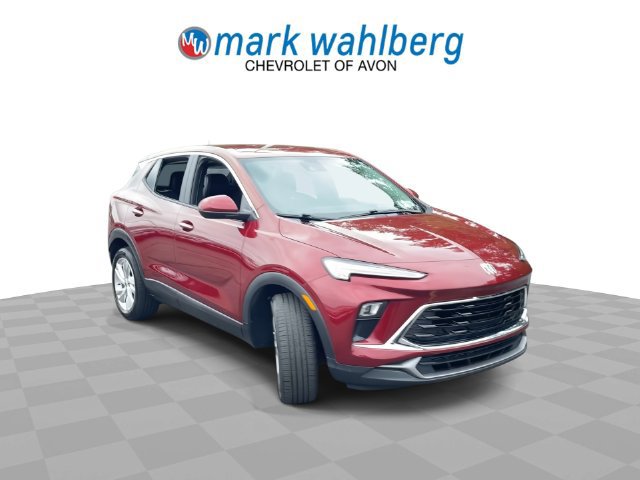 Used 2025 Buick Encore GX Preferred w/ Comfort Package FWD image 2