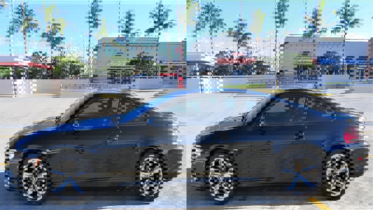 Used 2008 BMW 650i Coupe image 2