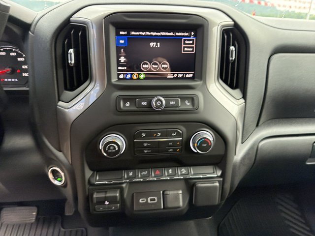Used 2026 Chevrolet Silverado 2500 Custom w/ Custom Convenience Package AWD/4WD image 21