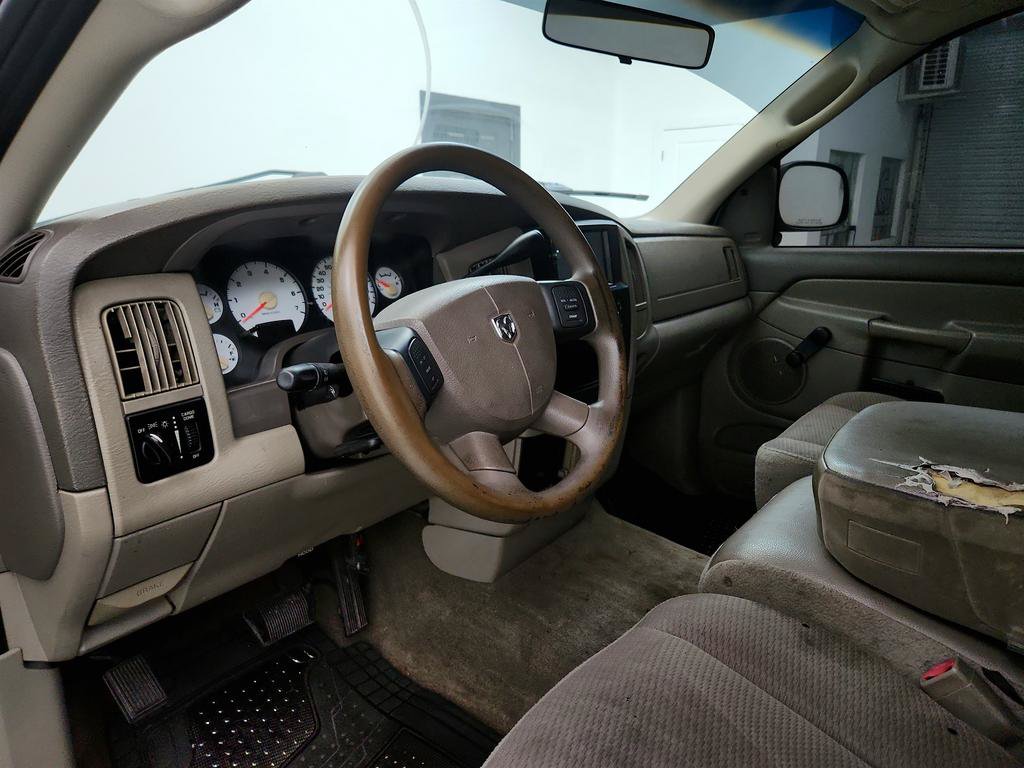 Used 2004 Dodge Ram 1500 Truck ST RWD image 13