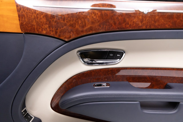 Used 2017 Bentley Mulsanne RWD image 62