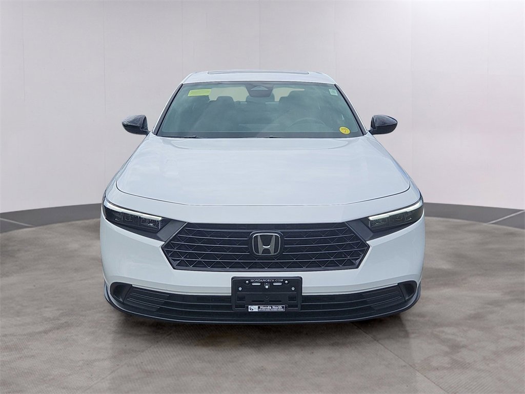 Used 2024 Honda Accord Sport image 2