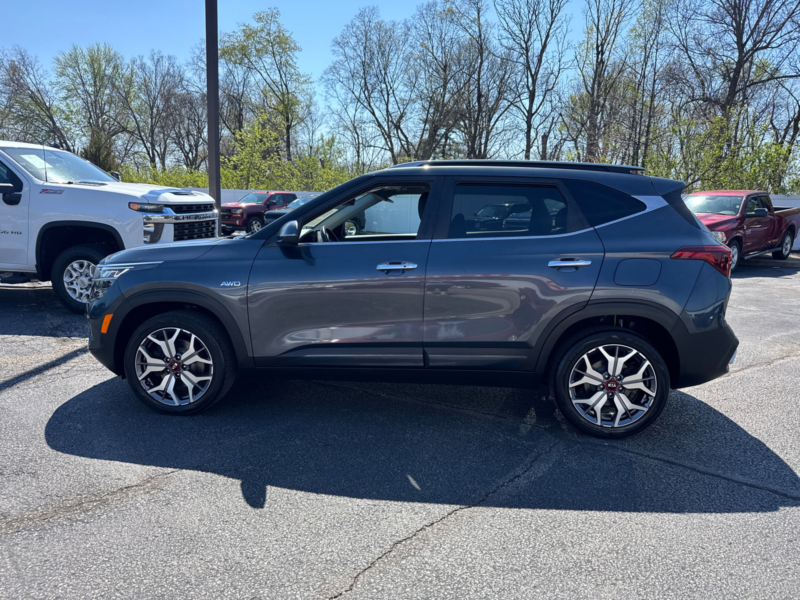 Used 2021 Kia Seltos SX image 3