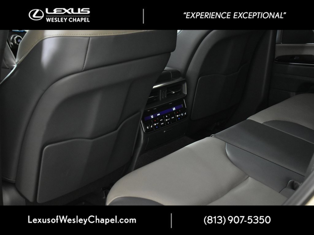 Used 2025 Lexus LX 700h Overtrail image 19