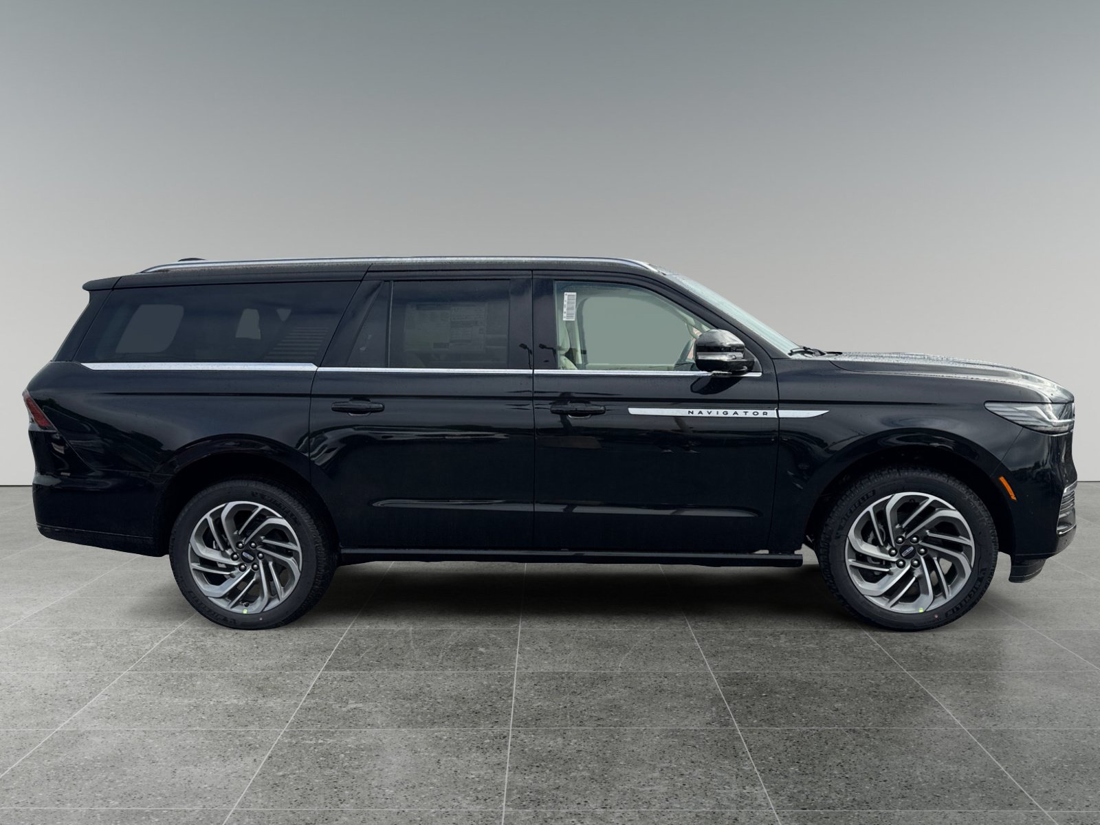 New 2027 Lincoln Navigator L Reserve AWD/4WD image 7