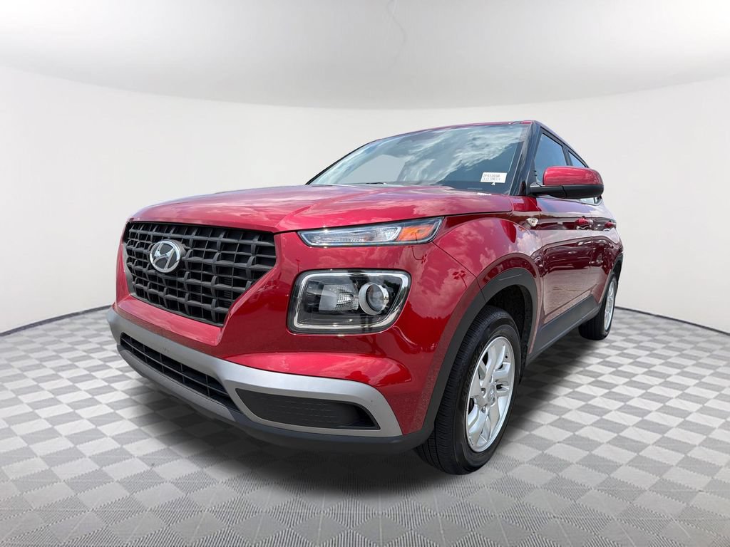 Used 2025 Hyundai Venue SE