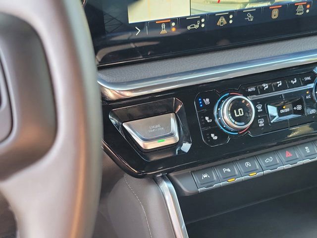 Used 2024 GMC Sierra 1500 Denali w/ Denali Reserve Package AWD/4WD image 33