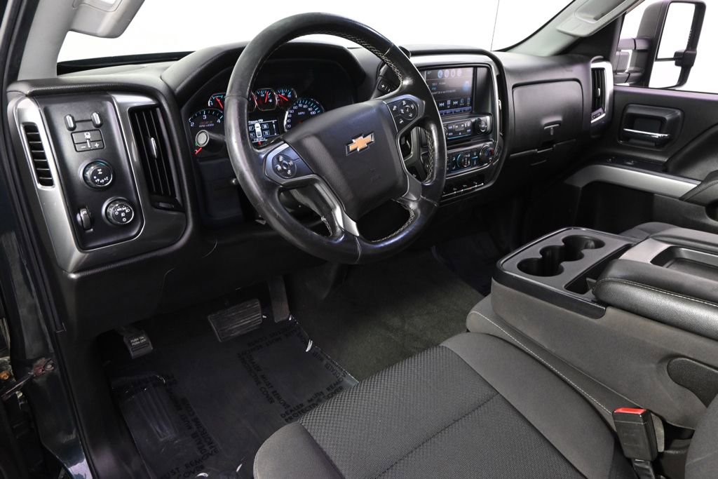 Used 2018 Chevrolet Silverado 2500 LT w/ LT Convenience Package AWD/4WD image 12