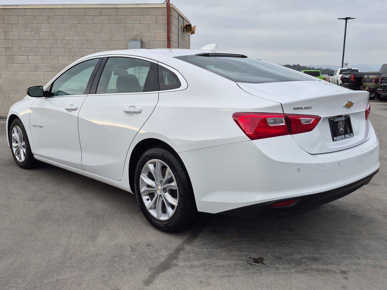 Used 2024 Chevrolet Malibu LT FWD image 4