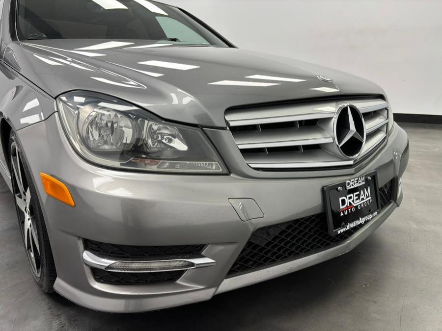 Used 2013 Mercedes-Benz C 300 Sport image 15