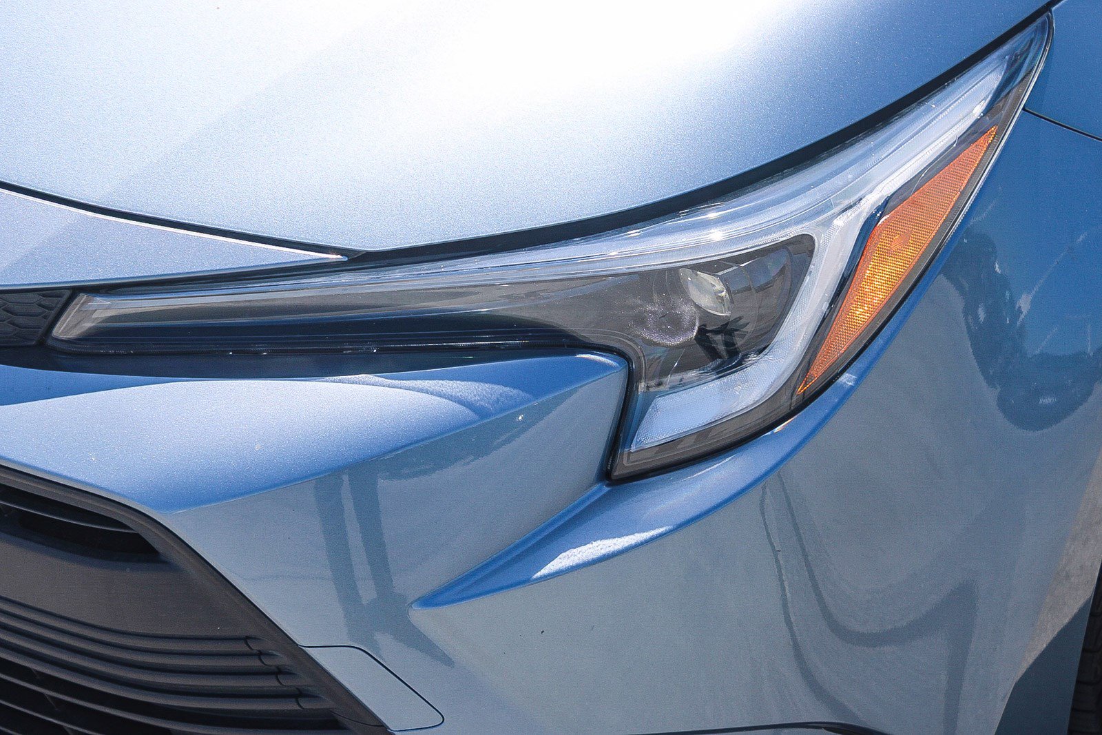 Used 2023 Toyota Corolla LE image 7