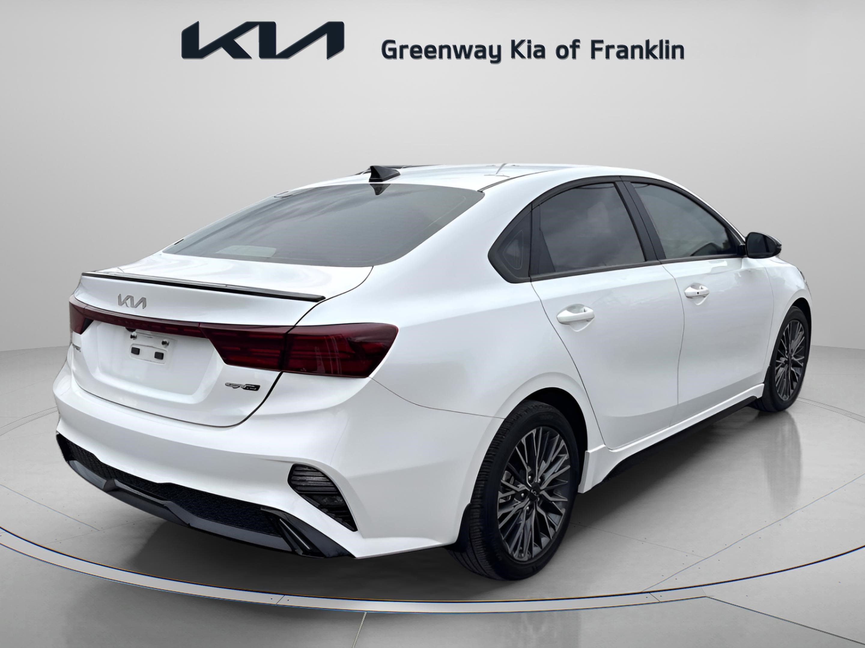 Used 2023 Kia Forte GT-Line w/ GT-Line Premium Package image 7