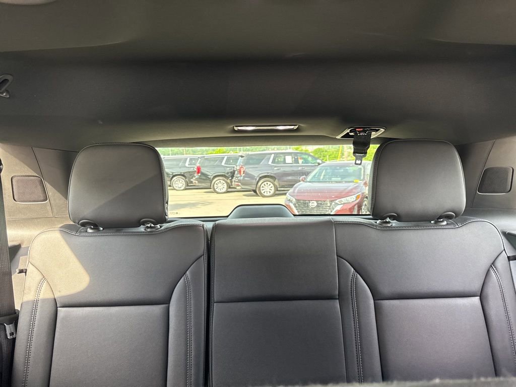 Used 2025 Chevrolet Tahoe LT AWD/4WD image 26