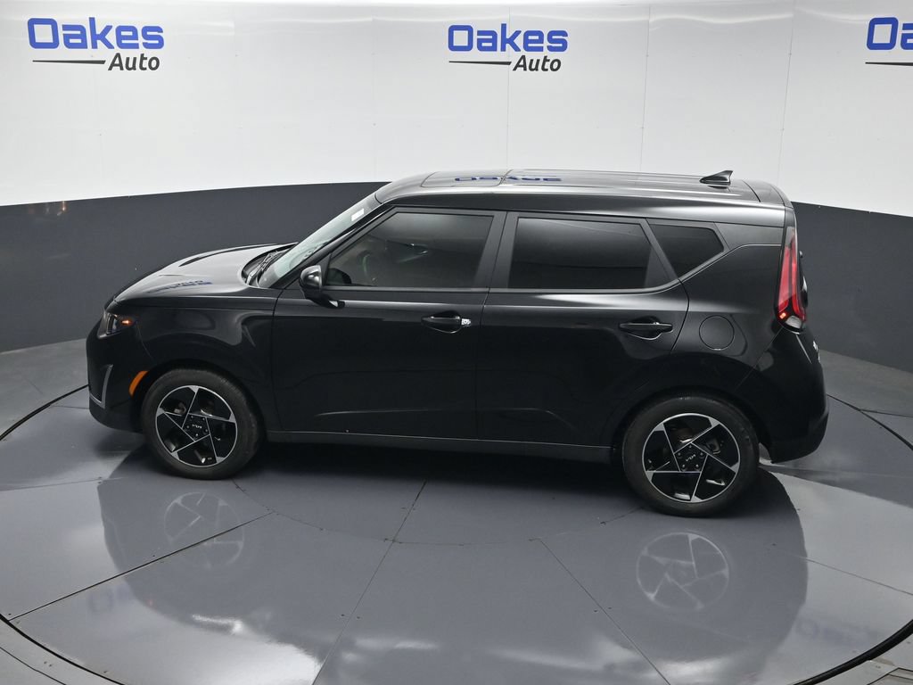 Certified 2023 Kia Soul EX FWD image 47