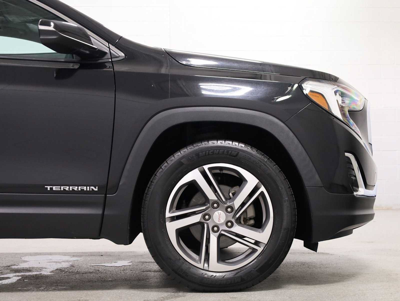 Used 2021 GMC Terrain SLT w/ Infotainment Package II AWD/4WD image 11
