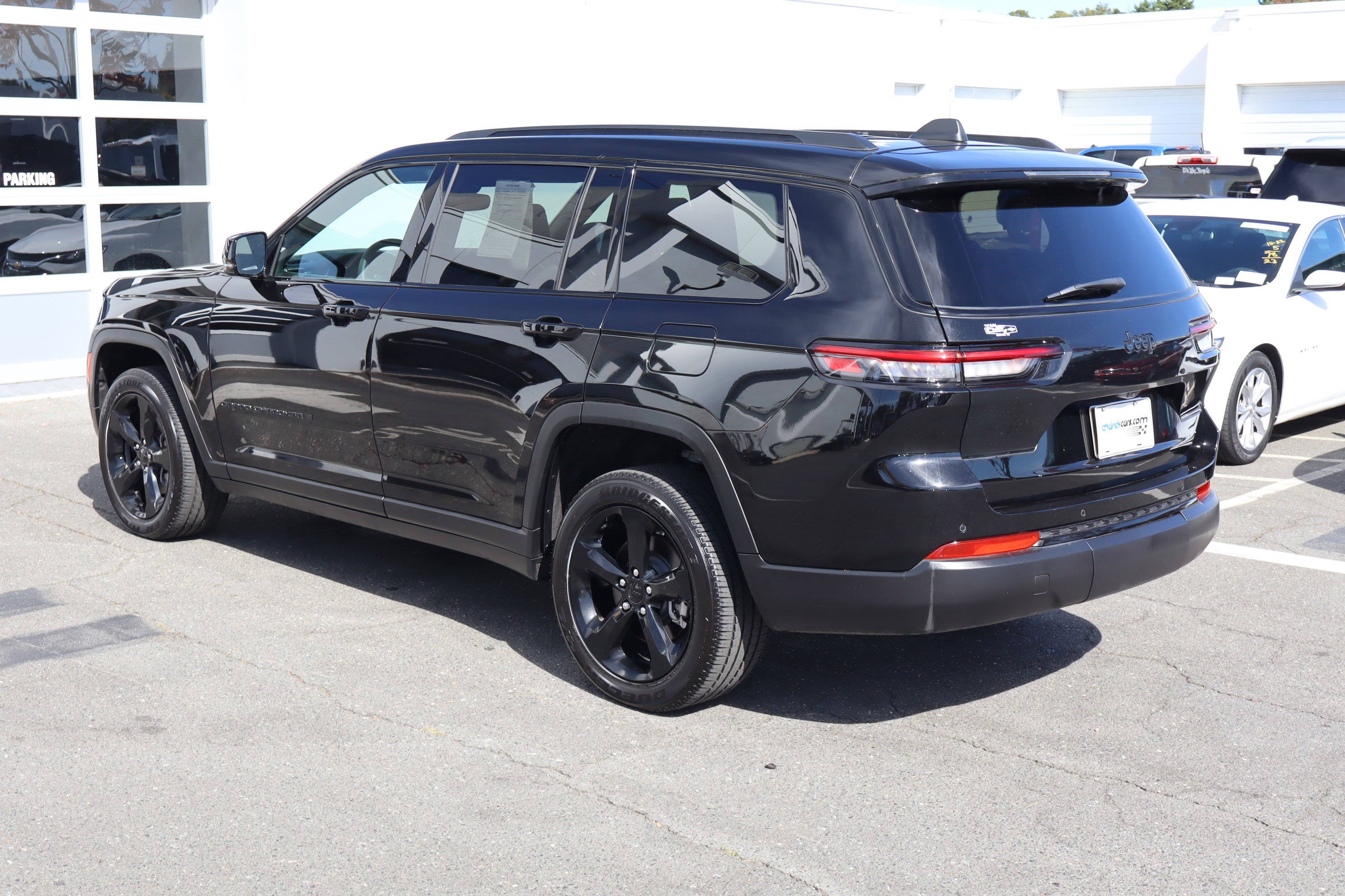 Used 2024 Jeep Grand Cherokee L Altitude image 8