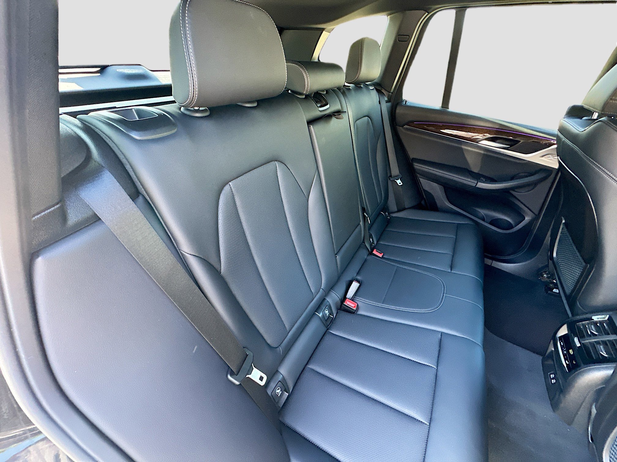 Certified 2024 BMW X3 sDrive30i w/ Premium Package image 30